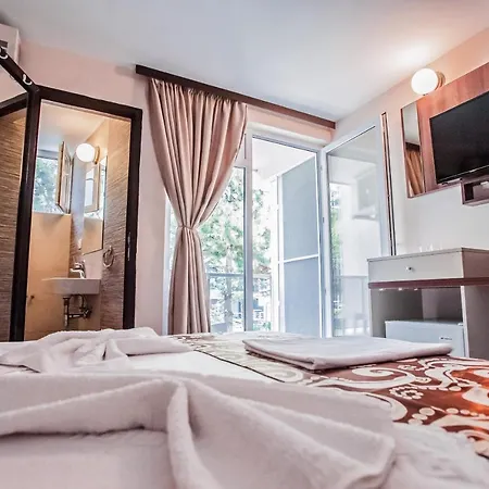 Jijo's Hotel Mamaia