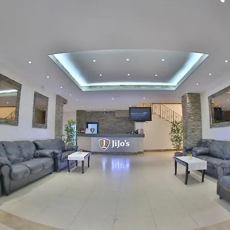 Hotel Jijo's Mamaia